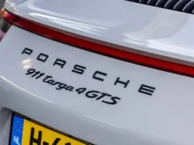 Porsche 911 thumbnail 9