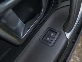 Land Rover Discovery Sport thumbnail 21