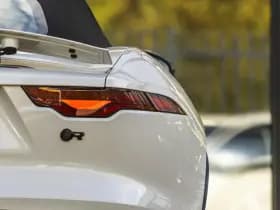 Jaguar F-Type thumbnail 21