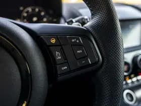 Jaguar F-Type thumbnail 56