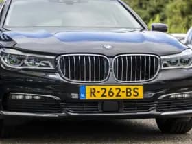 BMW 7-Serie thumbnail 13