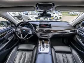 BMW 7-Serie thumbnail 27