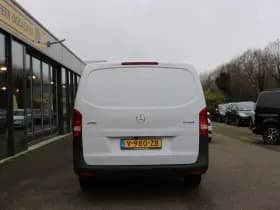 Mercedes-Benz Vito thumbnail 3