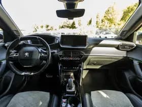 Peugeot e-2008 thumbnail 16
