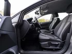 Volkswagen Golf thumbnail 20