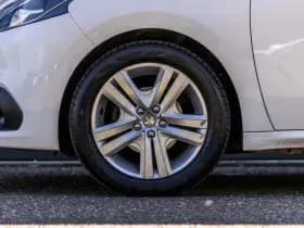 Peugeot 208 thumbnail 5