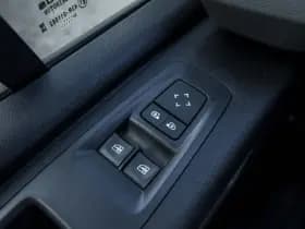 Nissan Interstar thumbnail 23