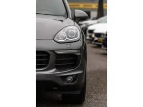 Porsche Cayenne thumbnail 14