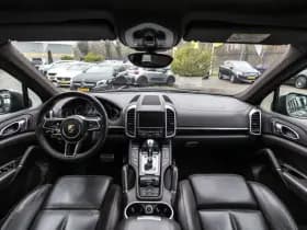 Porsche Cayenne thumbnail 23