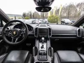 Porsche Cayenne thumbnail 24