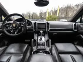 Porsche Cayenne thumbnail 25