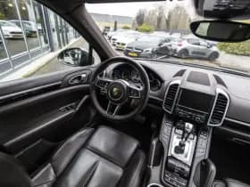 Porsche Cayenne thumbnail 26