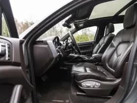 Porsche Cayenne thumbnail 30