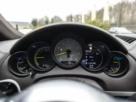 Porsche Cayenne thumbnail 41
