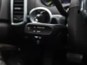 Porsche Cayenne thumbnail 45