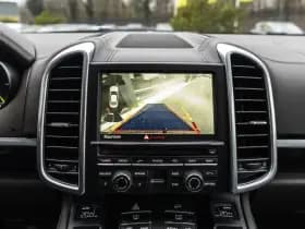 Porsche Cayenne thumbnail 51