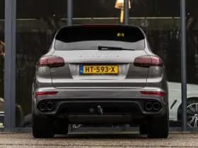 Porsche Cayenne thumbnail 7