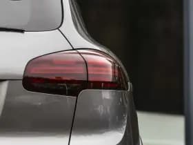 Porsche Cayenne thumbnail 8