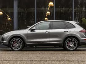 Porsche Cayenne thumbnail 9