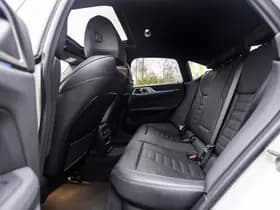 BMW i4 thumbnail 15
