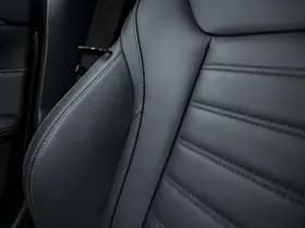 BMW i4 thumbnail 25