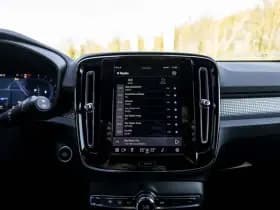 Volvo XC40 thumbnail 35
