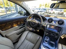 Jaguar XJ thumbnail 20