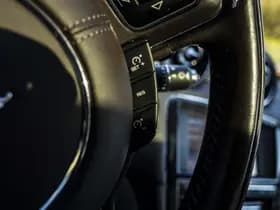 Jaguar XJ thumbnail 43