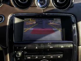 Jaguar XJ thumbnail 47