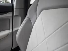 Volkswagen Golf thumbnail 25