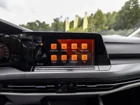 Volkswagen Golf thumbnail 34