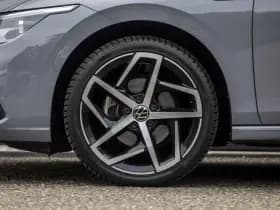 Volkswagen Golf thumbnail 10