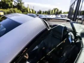 Mercedes-Benz SL-Klasse thumbnail 16