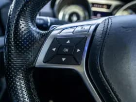 Mercedes-Benz SL-Klasse thumbnail 25