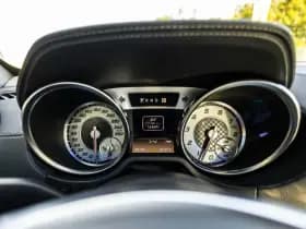 Mercedes-Benz SL-Klasse thumbnail 30