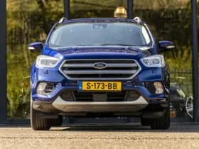 Ford Kuga thumbnail 3