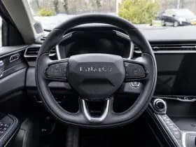 Lynk & Co 01 thumbnail 21