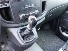 Mercedes-Benz Vito thumbnail 9