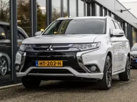 Mitsubishi Outlander thumbnail 12