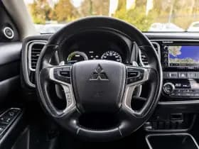 Mitsubishi Outlander thumbnail 21