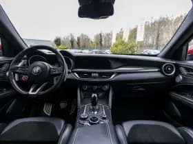 Alfa Romeo Stelvio thumbnail 25