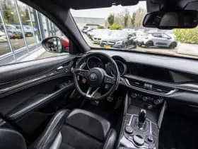 Alfa Romeo Stelvio thumbnail 26