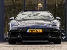 Porsche Panamera thumbnail 2