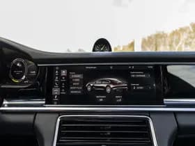 Porsche Panamera thumbnail 50