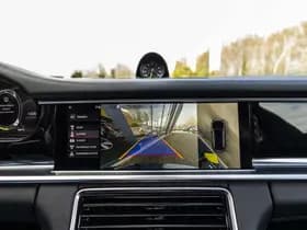 Porsche Panamera thumbnail 54