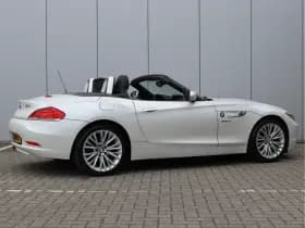 BMW Z4 Roadster sDrive18i | NL-auto | Leder | Navigatie | 18" | Stoelverwarming thumbnail 6