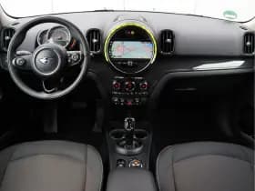 MINI Countryman 1.5 Cooper | Navigatie | Harman/Kardon | Stoelverwarming | 17" thumbnail 3