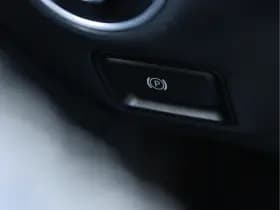 Mercedes-Benz CLA-Klasse 200 Prestige | Xenon | Stoelverwarming thumbnail 27