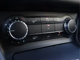 Mercedes-Benz CLA-Klasse 200 Prestige | Xenon | Stoelverwarming thumbnail 46