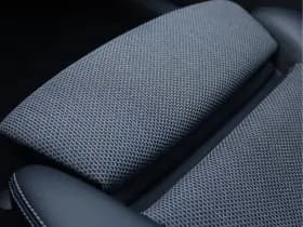 Mercedes-Benz C-Klasse 180 Avantgarde | Parkeercamera | Navigatie | Org. NL thumbnail 56